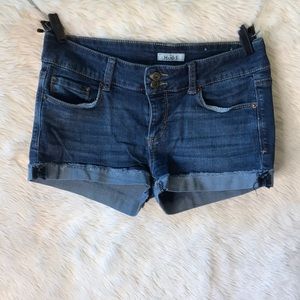 JEAN SHORTS, in perfect condition!